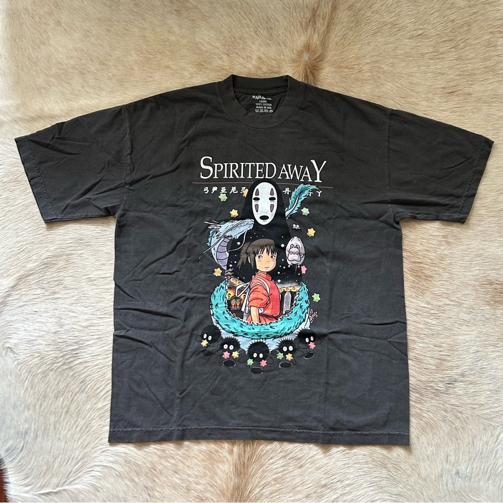 Large spirited away heather gray T-shirt